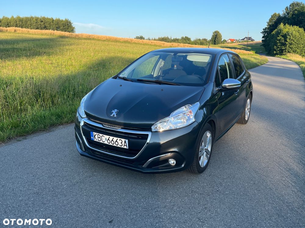 Peugeot 208 - 2