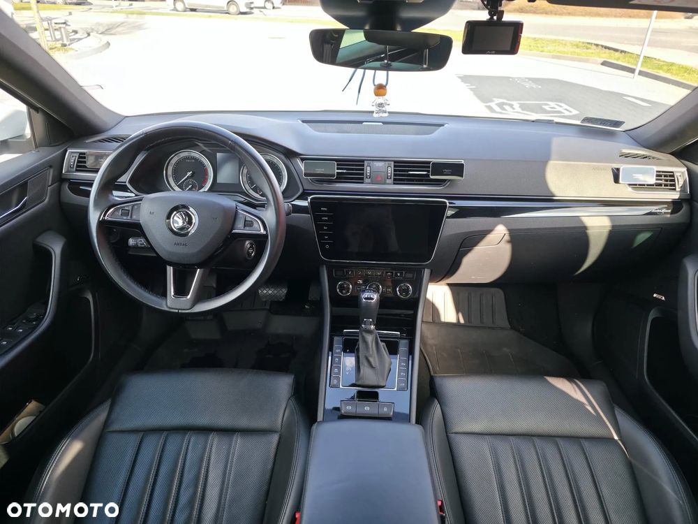 Skoda Superb 2.0 TSI 4x4 L&K DSG - 20