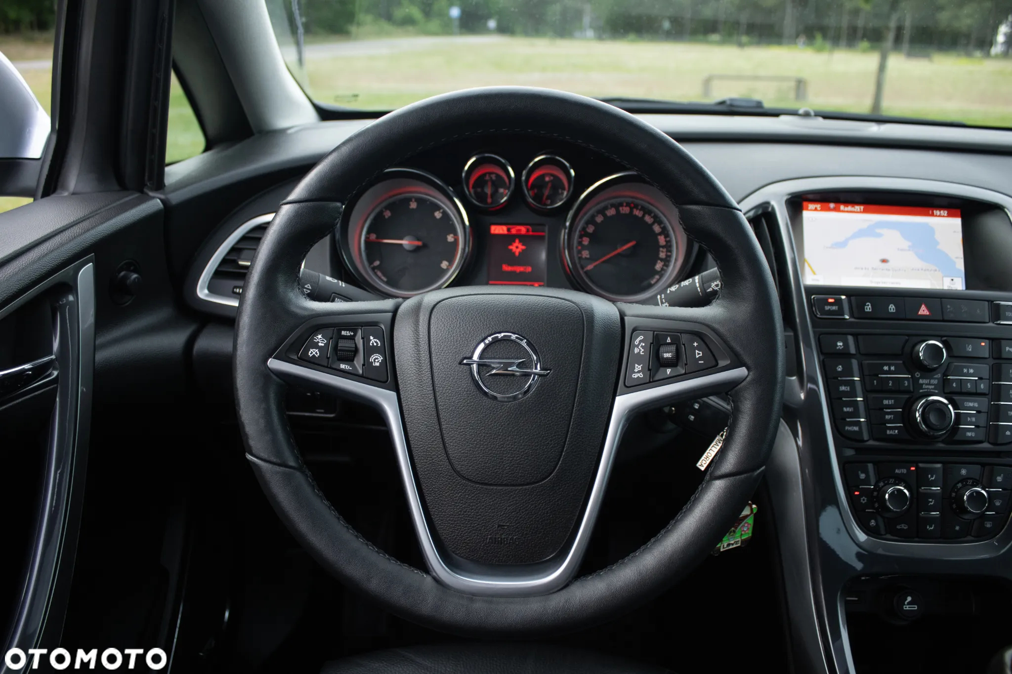 Opel Astra 2.0 CDTI DPF Sport - 34