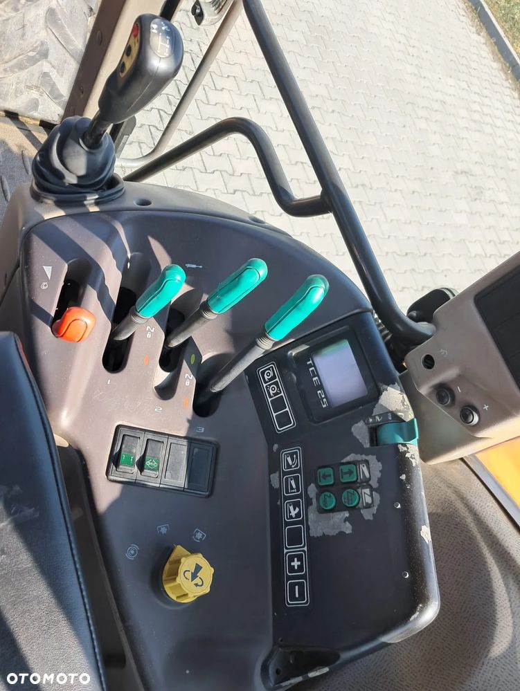 Renault Ares 626RZ - 16