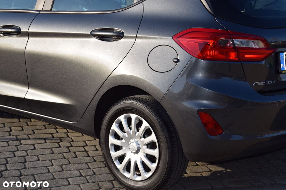 Ford Fiesta - 10