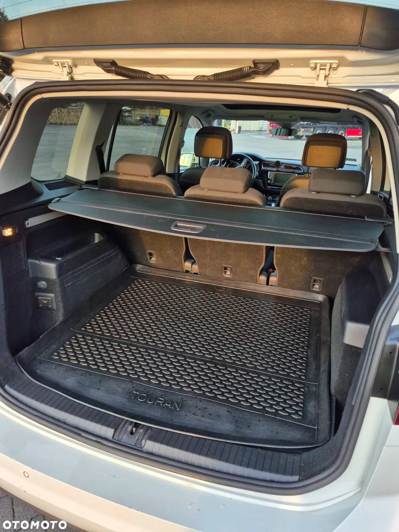 Volkswagen Touran - 20