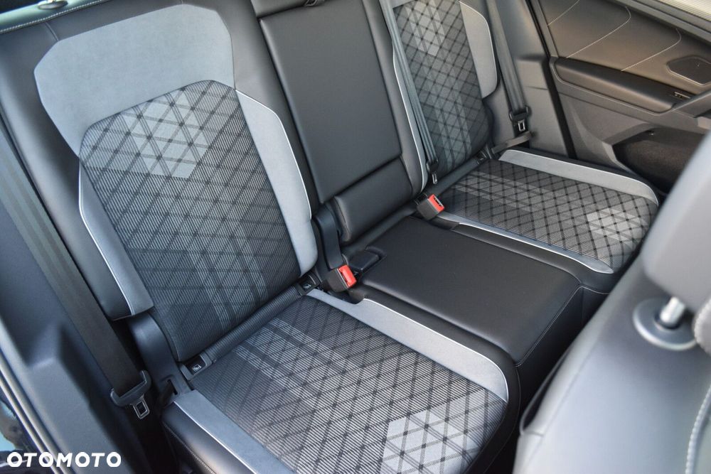 Volkswagen Tiguan 1.5 TSI EVO R-Line DSG - 34