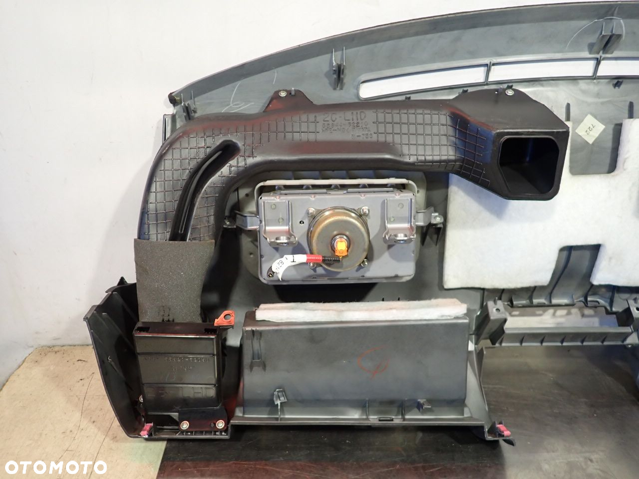 DESKA ROZDZIELCZA TOYOTA URBAN CRUISER 55302-52080 - 12