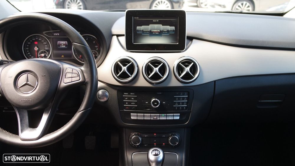 Mercedes-Benz B 180 d Urban - 13