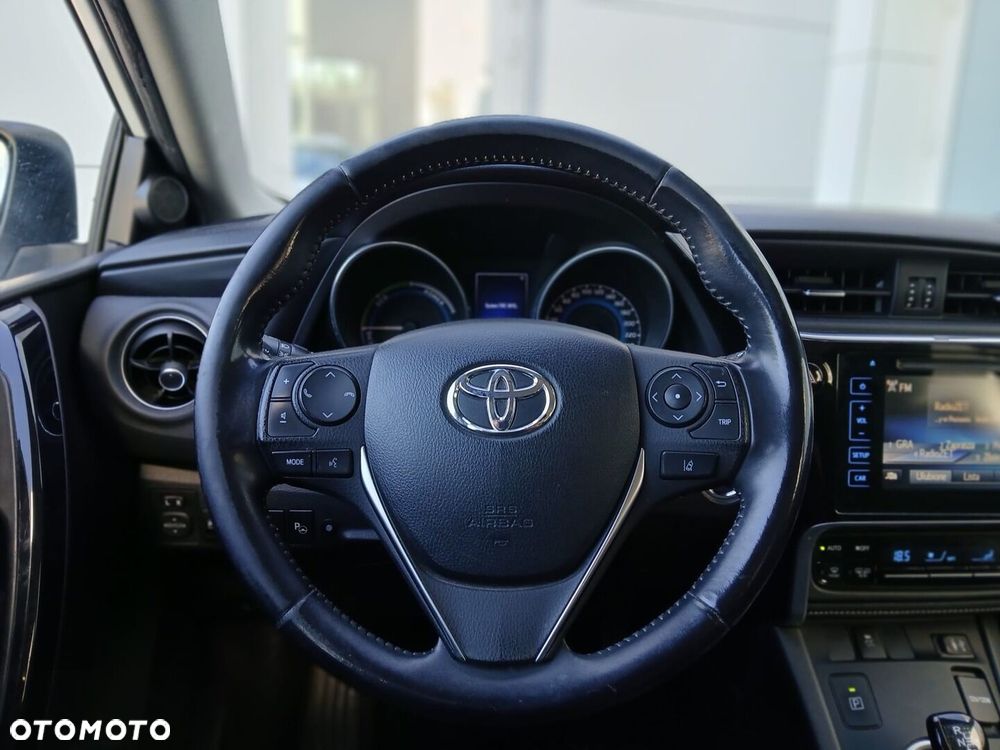 Toyota Auris Hybrid 135 Premium - 14