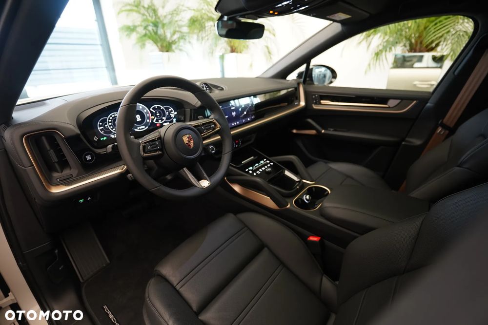 Porsche Cayenne Standard - 8