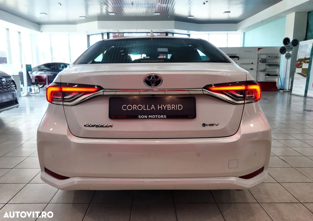 Toyota Corolla 1.8 HSD Business - 6