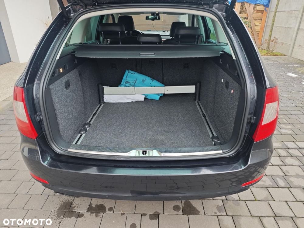 Skoda Superb 1.8 TSI Ambition DSG - 5