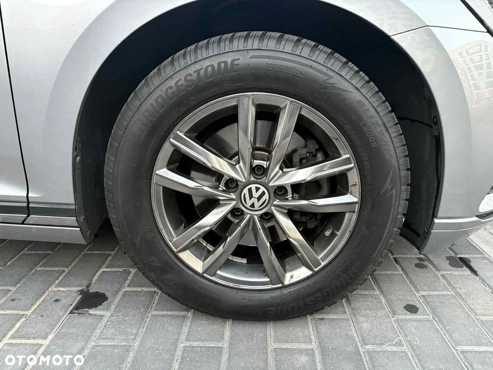 Volkswagen Passat 1.4 TSI BMT Trendline - 15