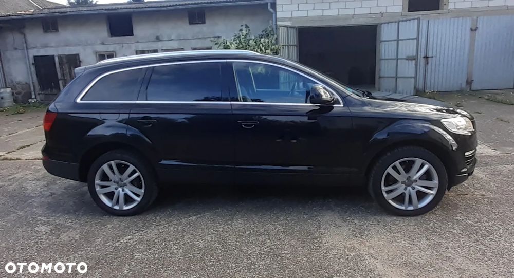 Audi Q7 - 7