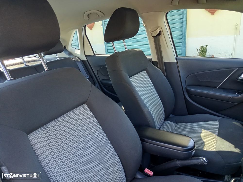 VW Polo 1.2 TDI Blue Motion 87g - 28
