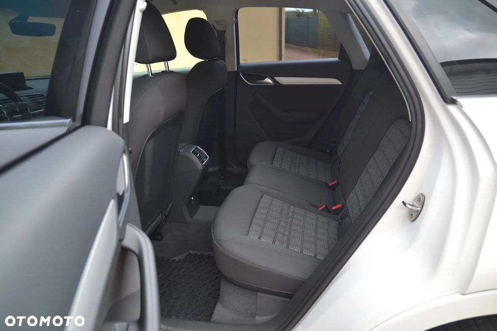 Audi Q3 2.0 TDI Sport - 17