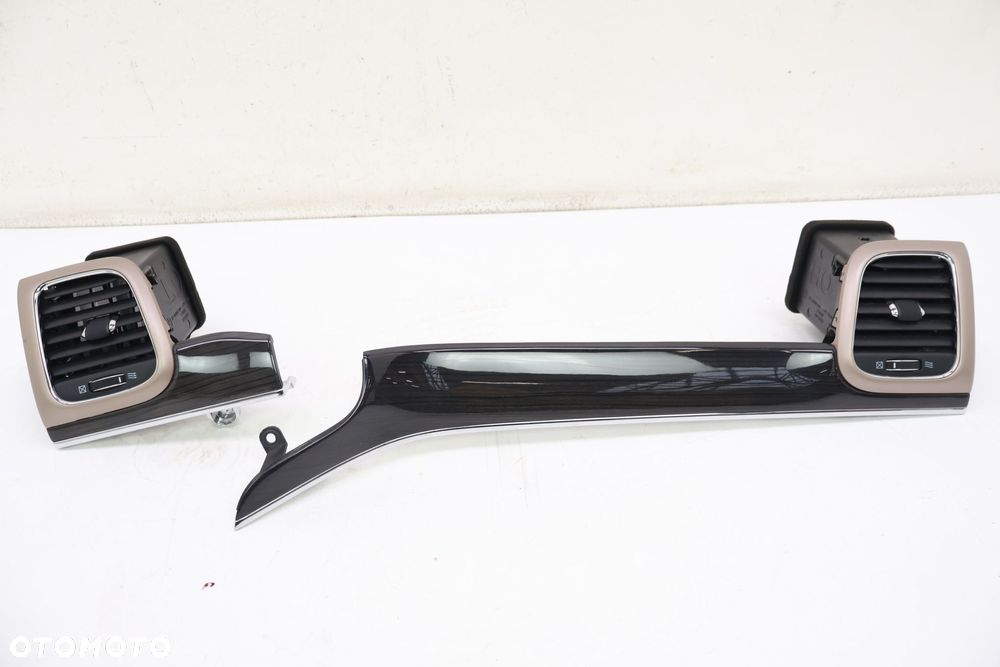 JEEP GRAND CHEROKEE WK2 DEKORY DESKI ROZDZIELCZEJ KRATKI NAWIEWU - 1