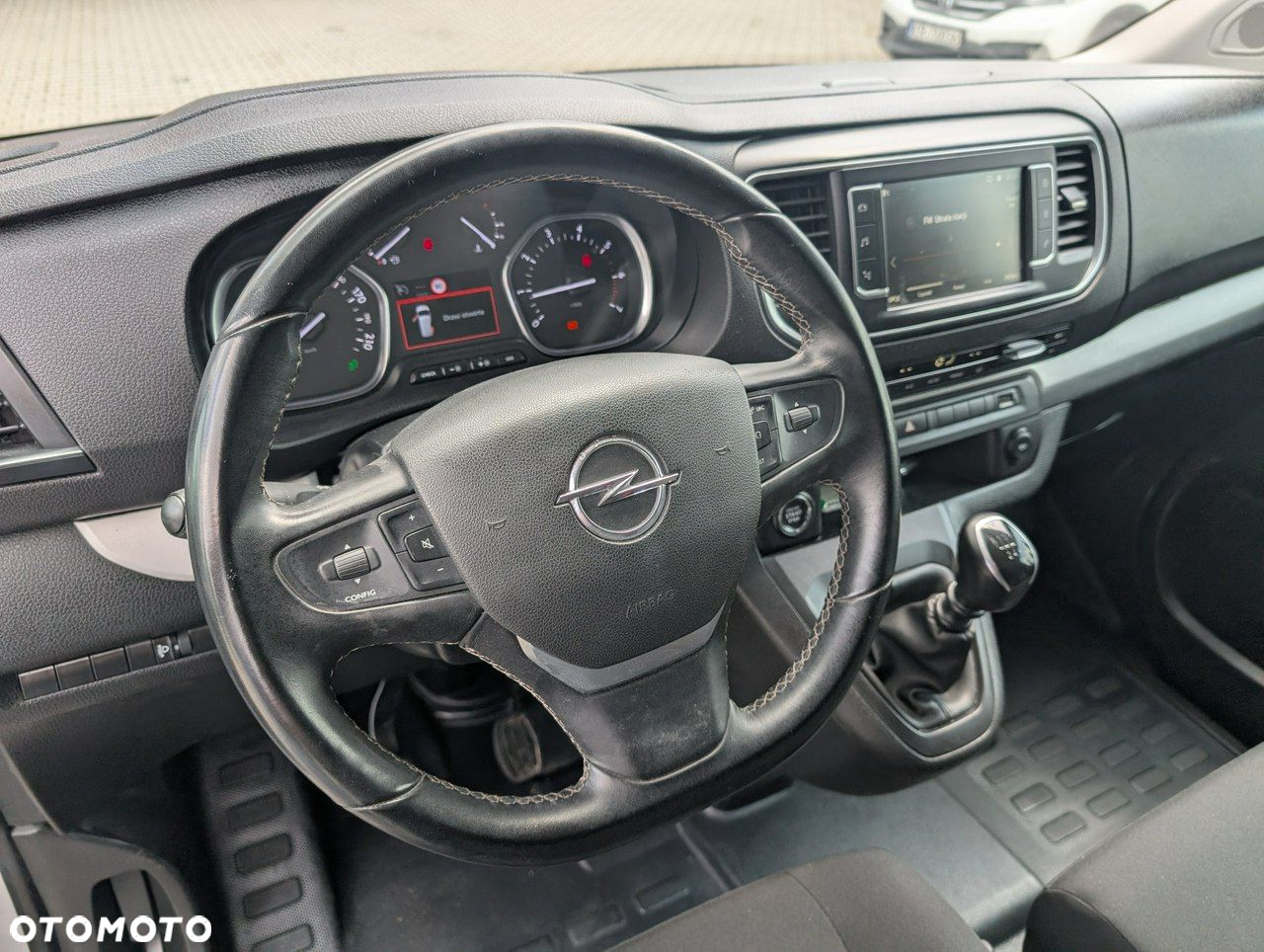 Opel Vivaro - 14