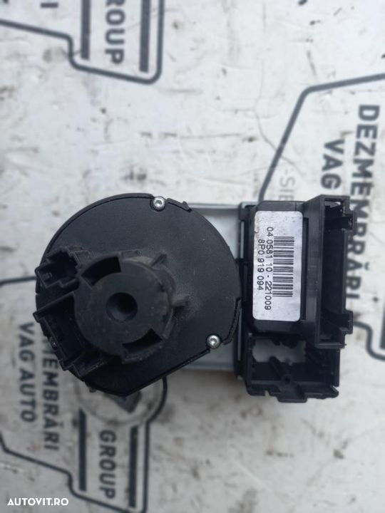 Bloc lumini Audi A3 8P Cod 8P0919094 - 2