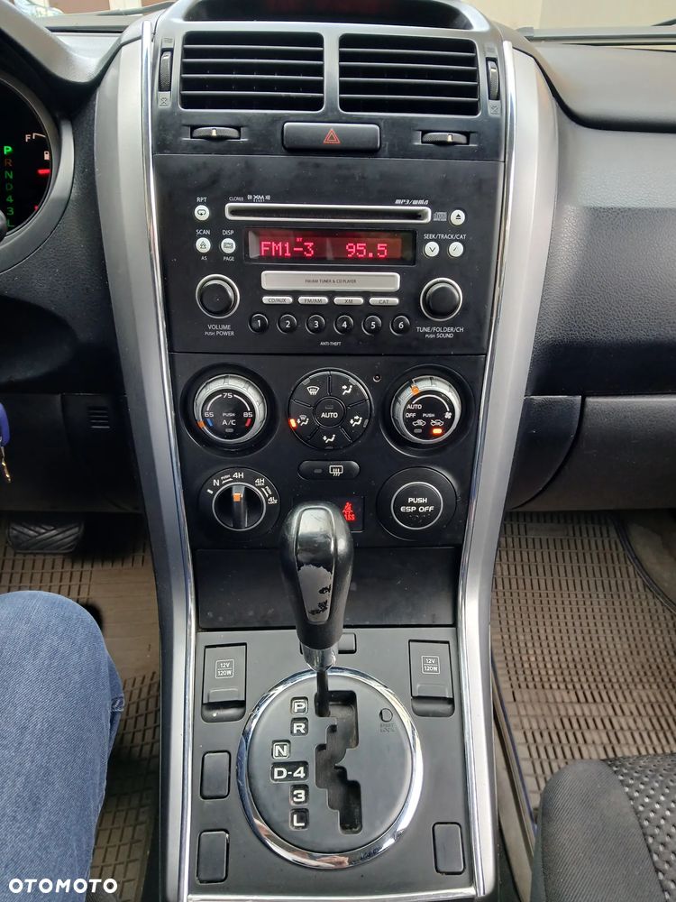 Suzuki Grand Vitara 2.7 V6 - 6