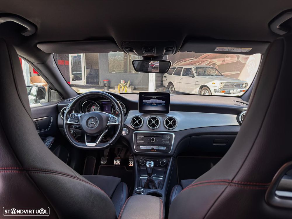 Mercedes-Benz CLA 180 d Shooting Brake AMG Line - 15