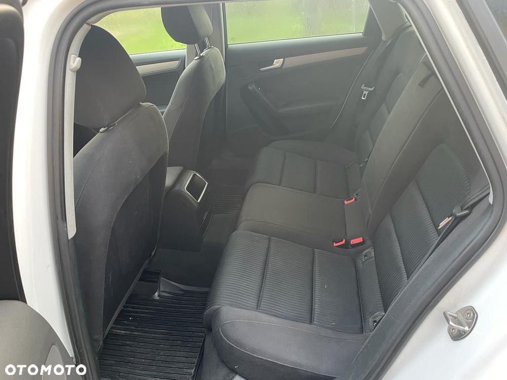 Audi A4 Avant 2.0 TDI - 6