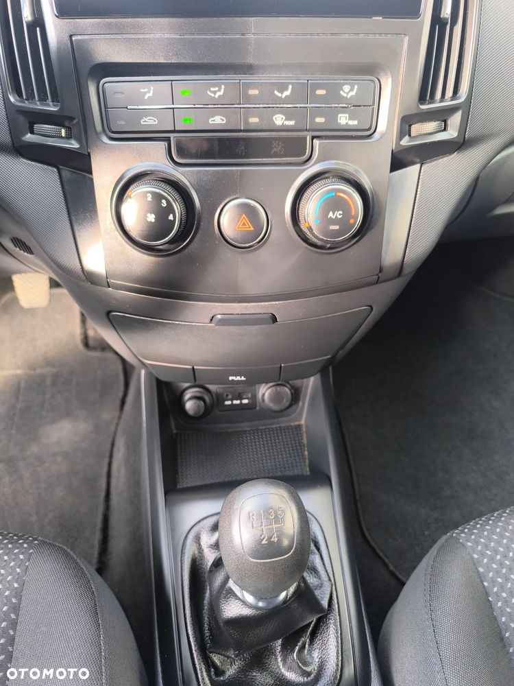 Hyundai i30 1.4 Classic EU5 - 26