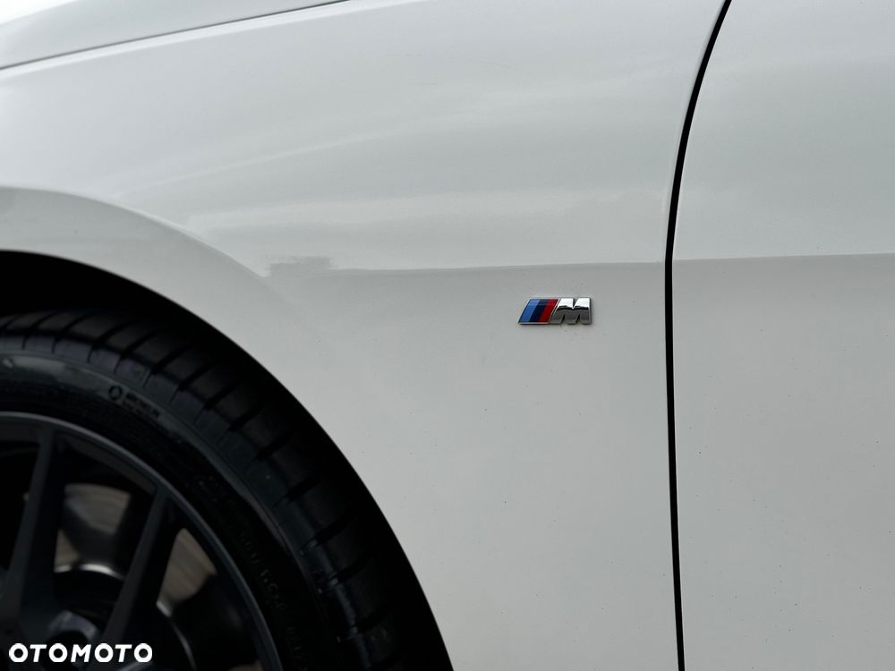 BMW Seria 2 220d M Sport sport - 22