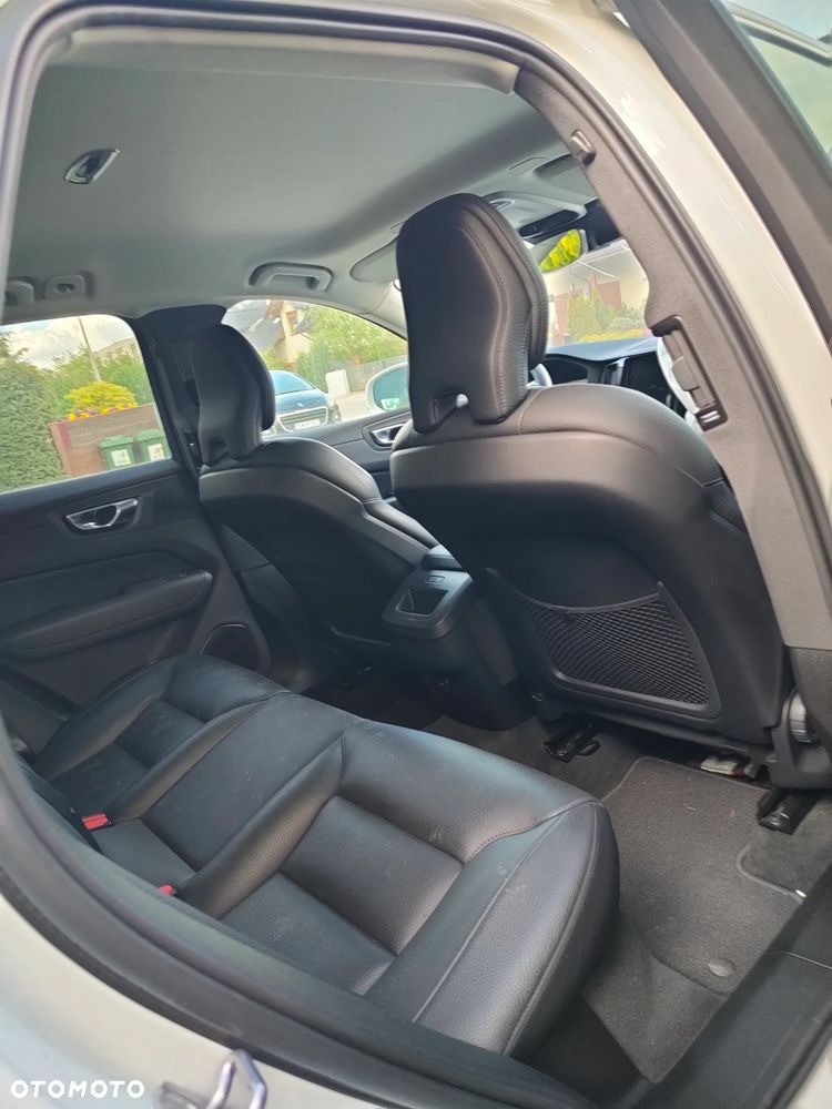 Volvo XC 60 B4 B Inscription - 17