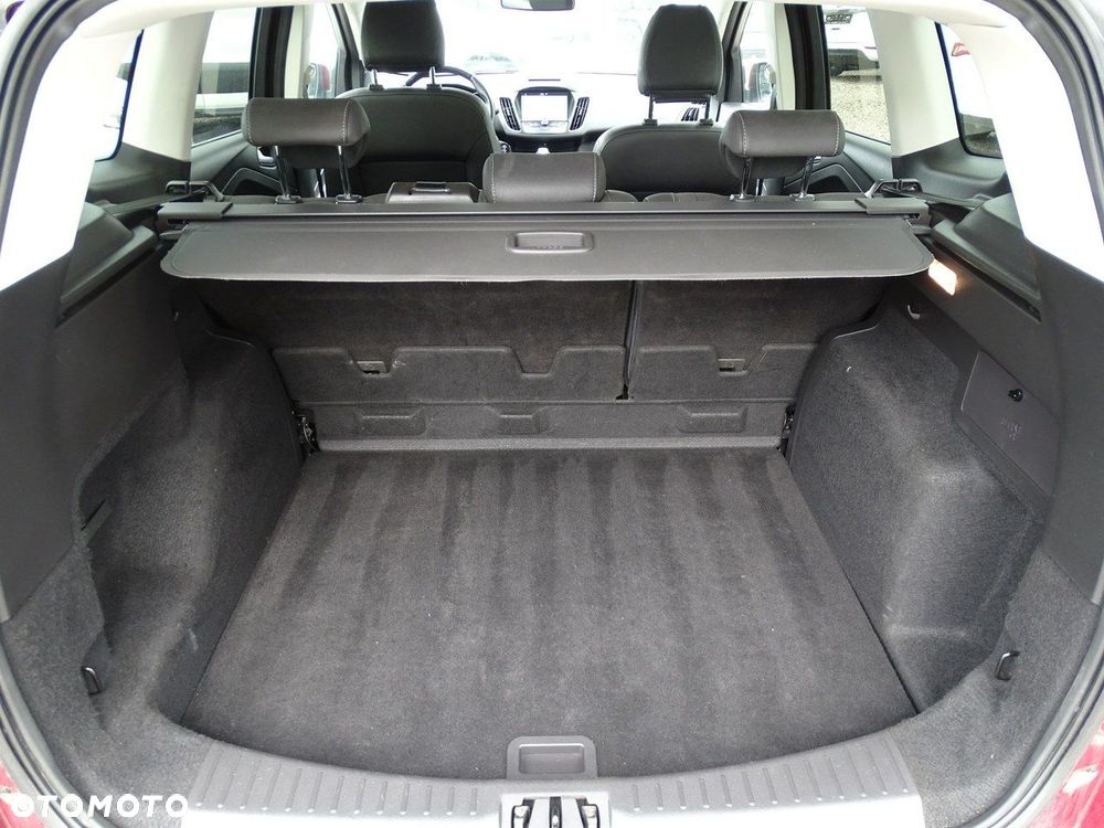 Ford Kuga - 35