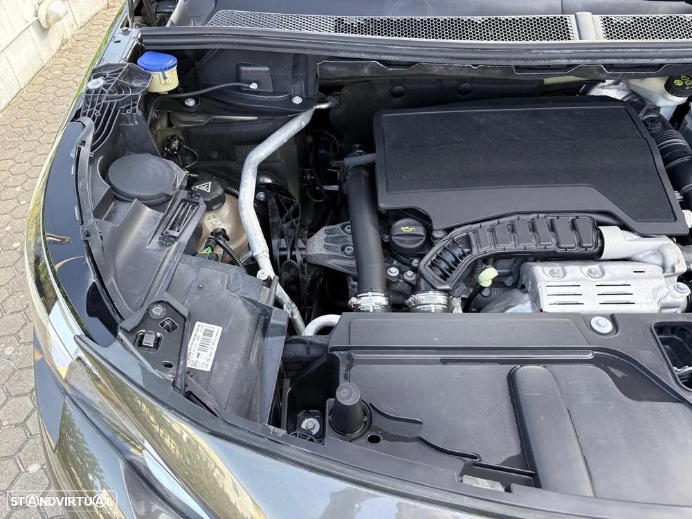 Peugeot 3008 1.2 PureTech Allure EAT8 - 18