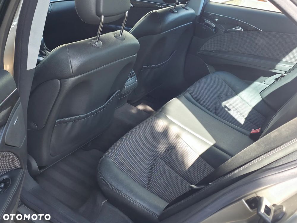 Mercedes-Benz Klasa E 320 Avantgarde - 37