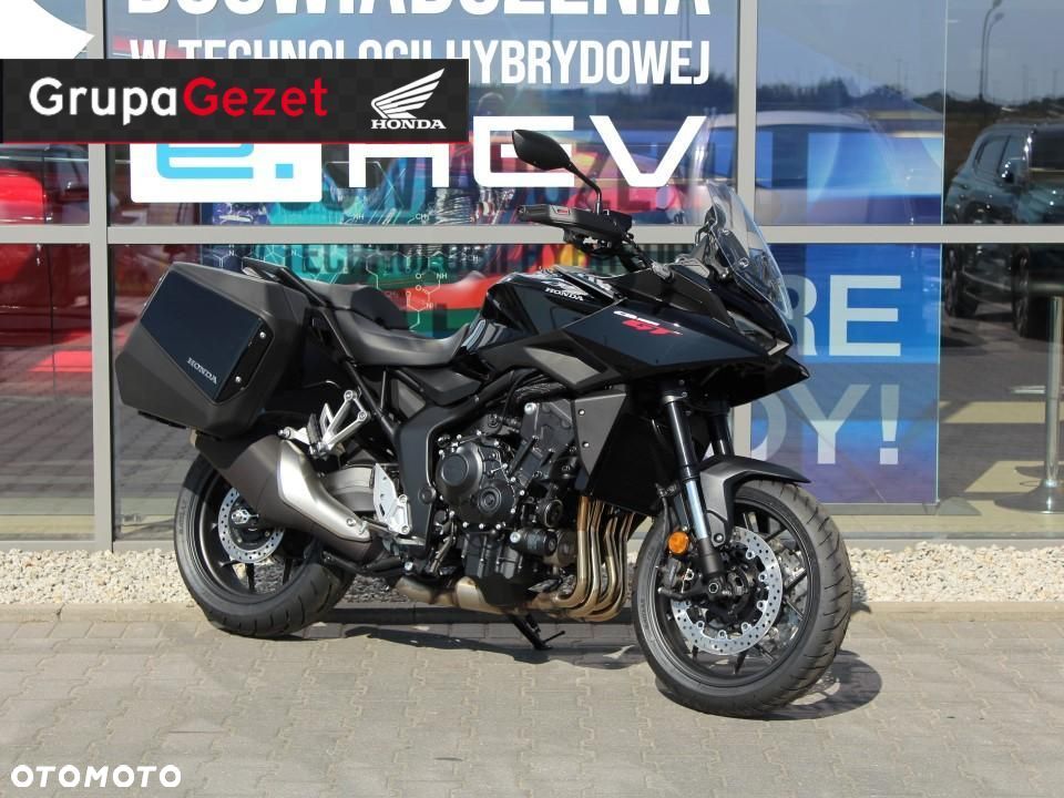Honda CB - 1