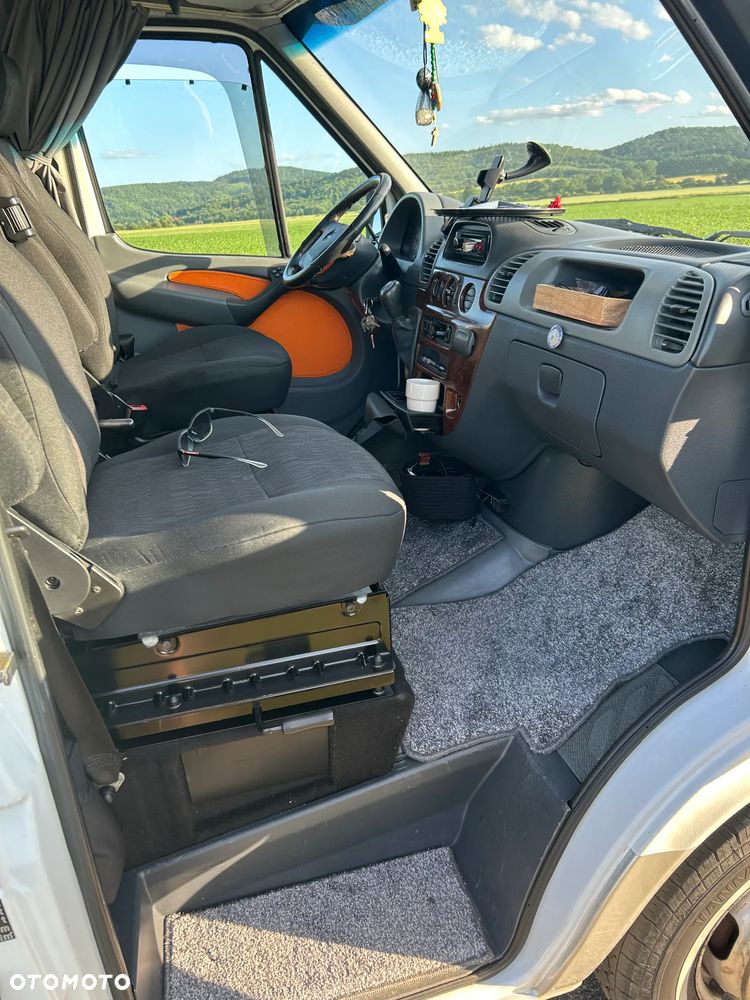 Mercedes-Benz sprinter - 4