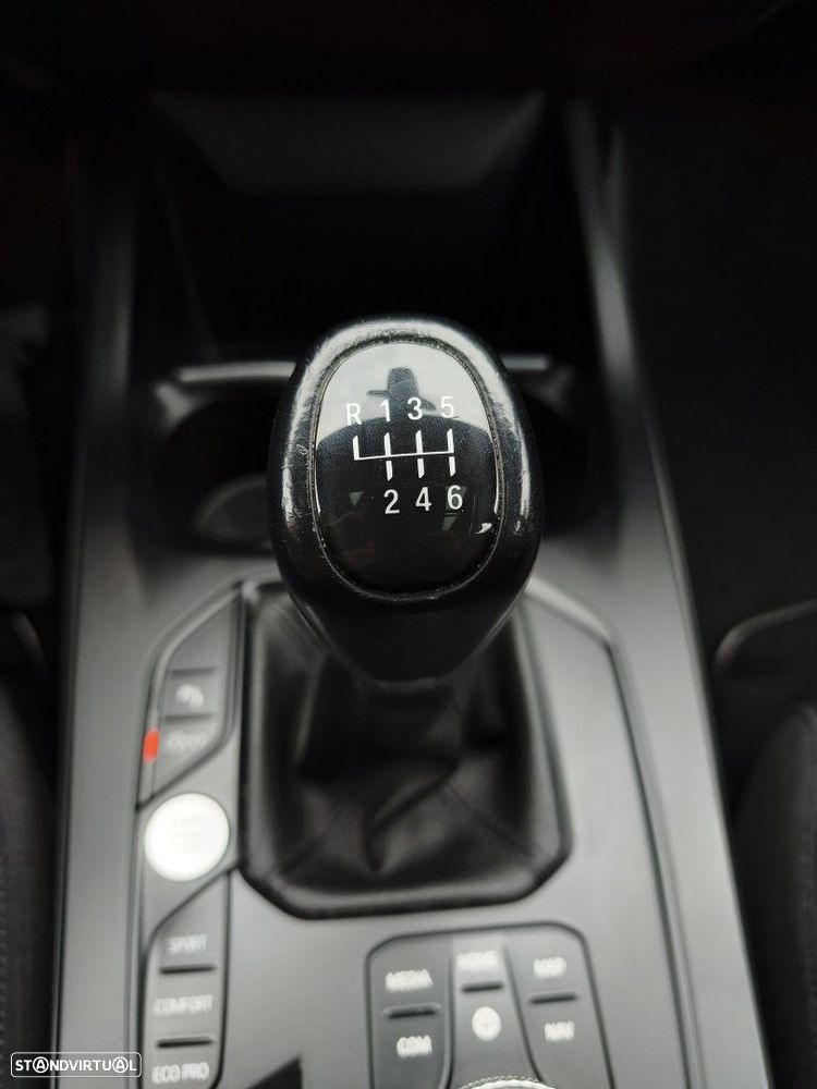 BMW 118 — fotografia 12