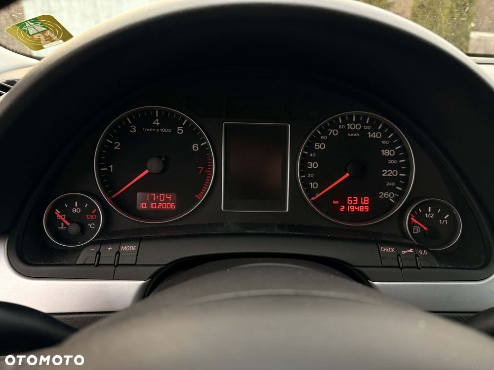 Audi A4 Avant 1.8T - 11