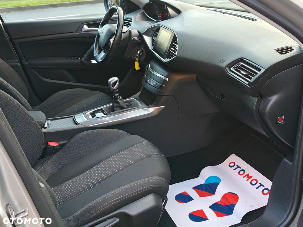 Peugeot 308 2.0 HDi Active - 10
