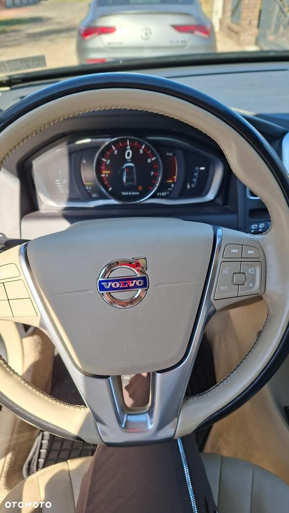 Volvo XC 60 T6 Geartronic Momentum - 17