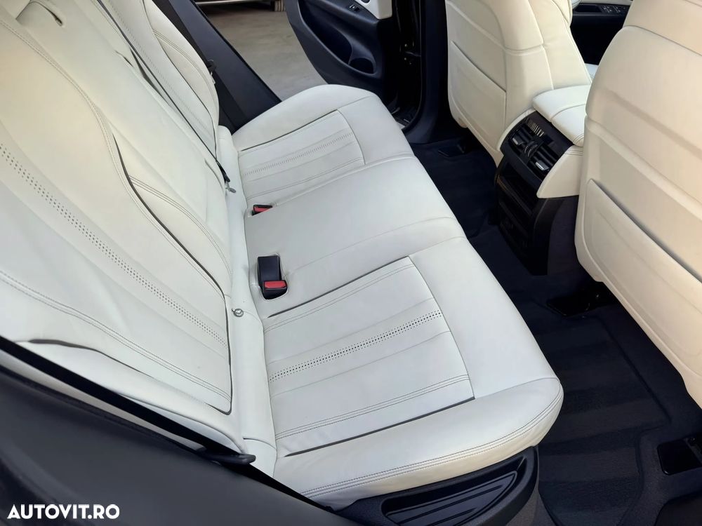 BMW X6 xDrive30d - 31