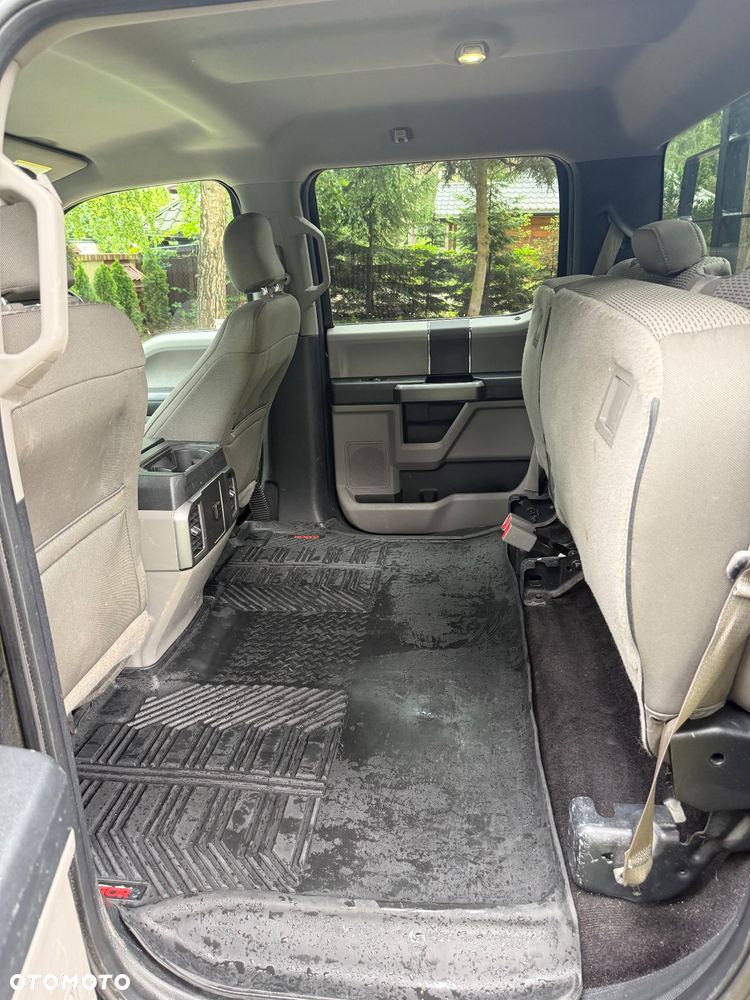 Ford F150 - 12