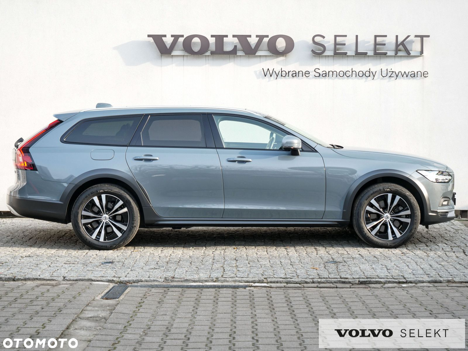 Volvo V90 Cross Country - 6