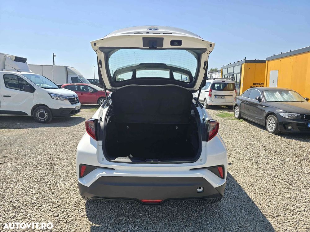 Toyota C-HR - 8