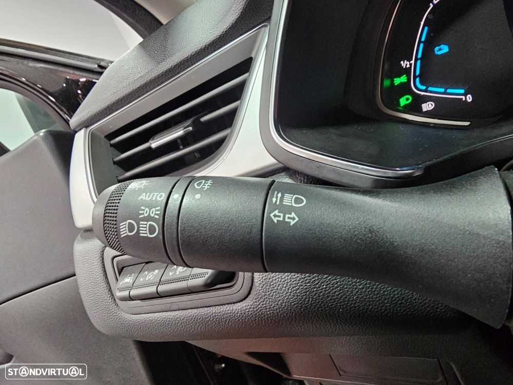 Renault Captur 1.6 E-Tech Full Hybrid Evolution - 17