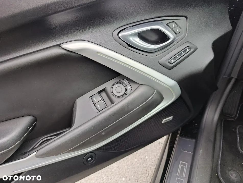 Chevrolet Camaro Coupe 6.2 V8 - 19