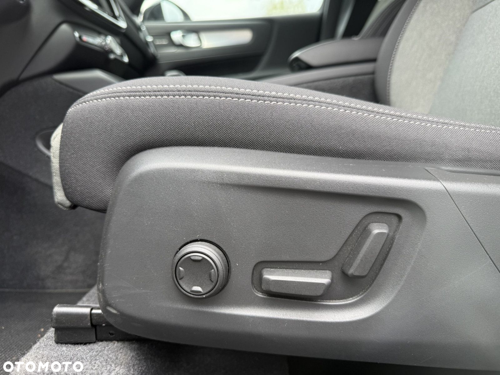 Volvo XC 40 - 14