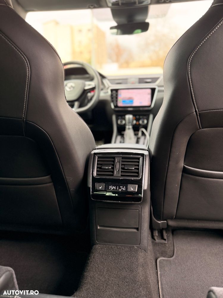 Skoda Superb 2.0 TDI DSG Sportline - 19