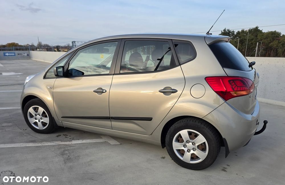 Kia Venga 1.4 Business Line - 5