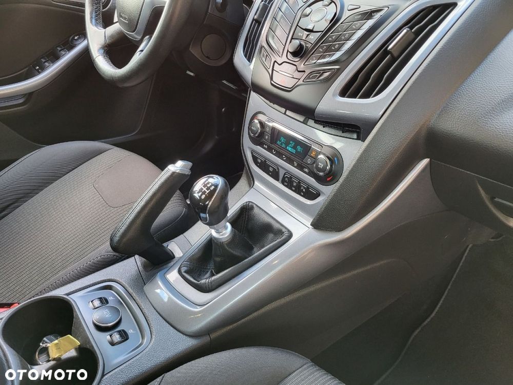 Ford Focus - 13