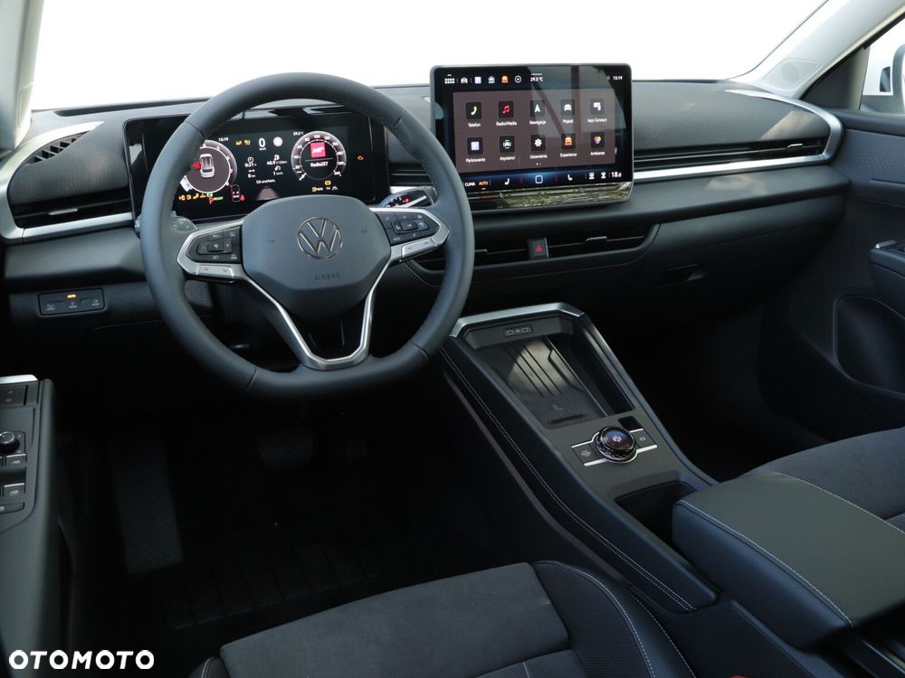 Volkswagen T-Roc - 17