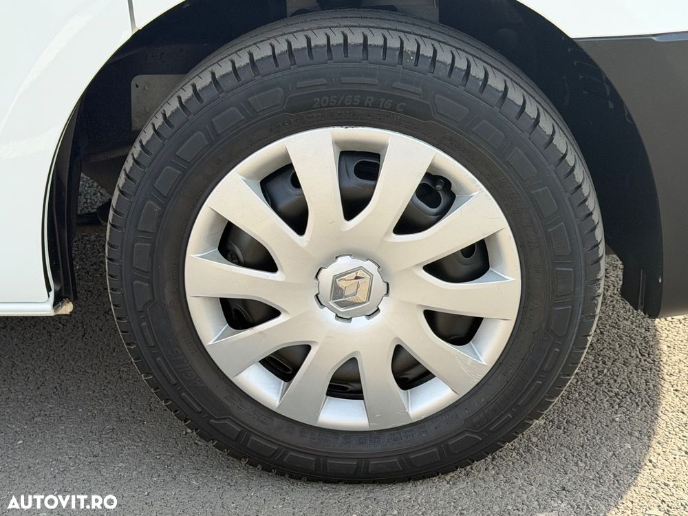 Renault Trafic - 20
