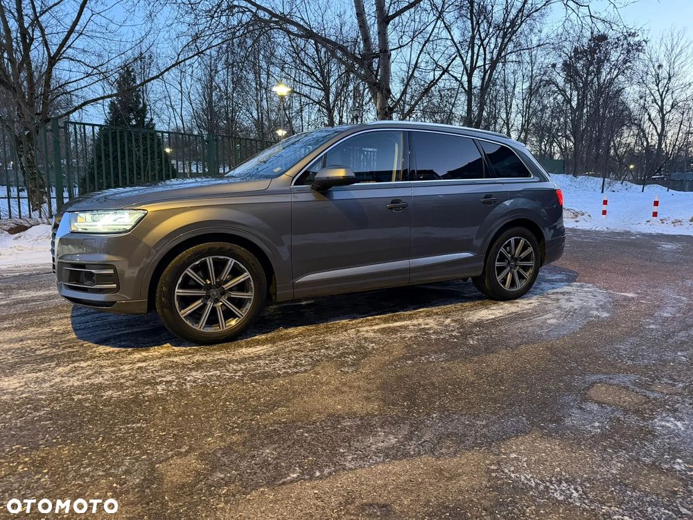 Audi Q7 - 10