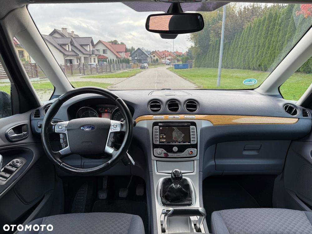 Ford Galaxy 2.0 TDCi DPF Ghia - 10