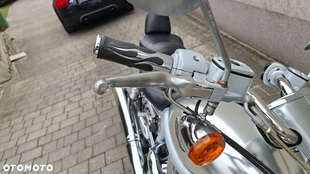 Harley-Davidson V-Rod Street Rod - 10